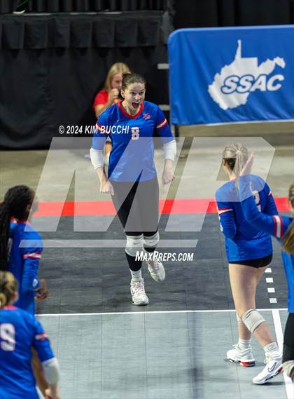 Thumbnail 1 in Bridgeport vs. Hoover (WVSSAC Class AAA Final) photogallery.