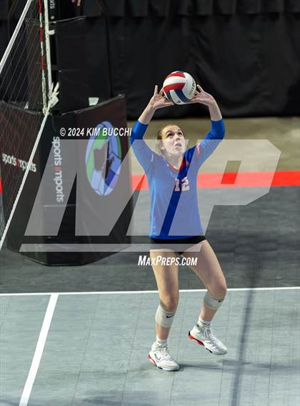 Thumbnail 3 in Bridgeport vs. Hoover (WVSSAC Class AAA Final) photogallery.