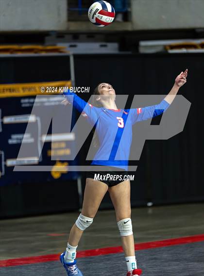 Thumbnail 3 in Bridgeport vs. Hoover (WVSSAC Class AAA Final) photogallery.