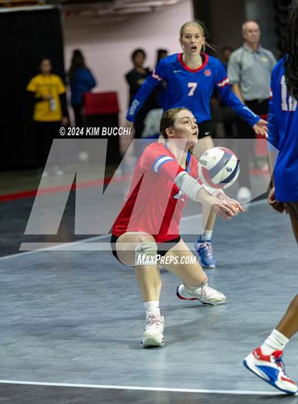 Thumbnail 3 in Bridgeport vs. Hoover (WVSSAC Class AAA Final) photogallery.