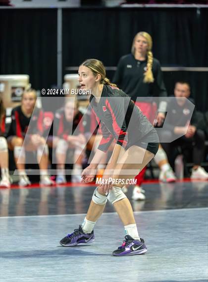 Thumbnail 1 in Bridgeport vs. Hoover (WVSSAC Class AAA Final) photogallery.