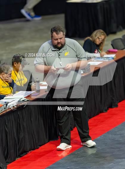 Thumbnail 2 in Bridgeport vs. Hoover (WVSSAC Class AAA Final) photogallery.