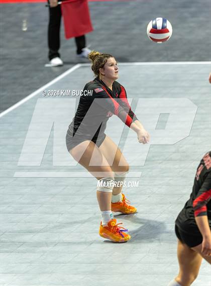 Thumbnail 2 in Bridgeport vs. Hoover (WVSSAC Class AAA Final) photogallery.