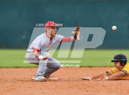 Thumbnail 1 in Lee [Robert E.] vs Brennan (NISD Baseball Tournament) photogallery.