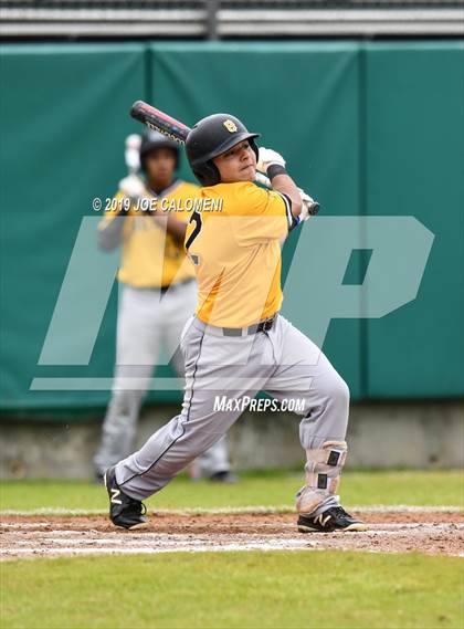 Thumbnail 3 in Lee [Robert E.] vs Brennan (NISD Baseball Tournament) photogallery.