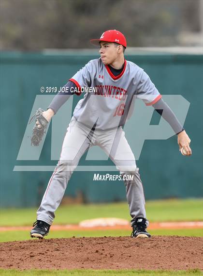 Thumbnail 2 in Lee [Robert E.] vs Brennan (NISD Baseball Tournament) photogallery.