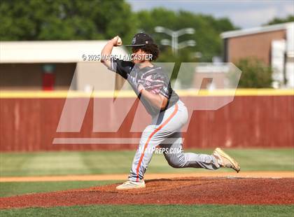 Thumbnail 3 in Myers Park vs. Ballantyne Ridge  photogallery.