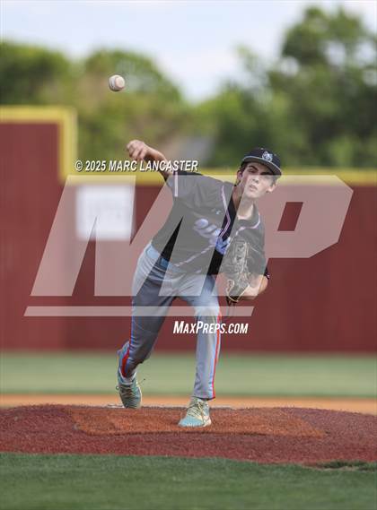 Thumbnail 3 in Myers Park vs. Ballantyne Ridge  photogallery.