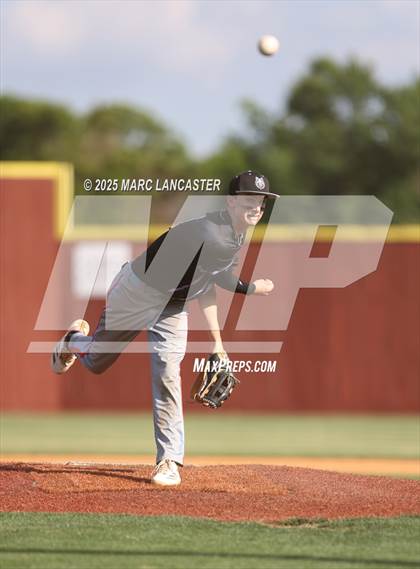 Thumbnail 3 in Myers Park vs. Ballantyne Ridge  photogallery.