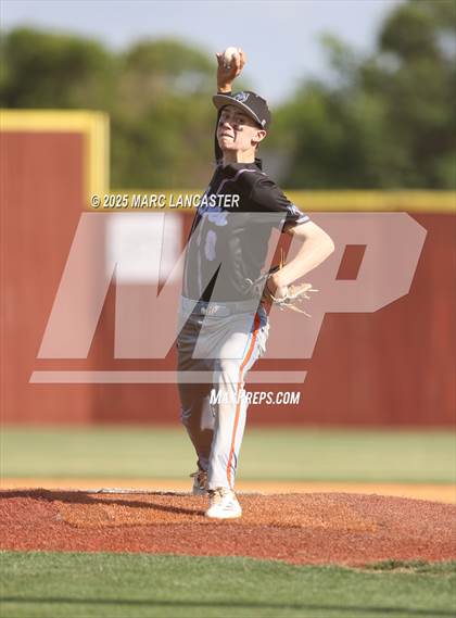 Thumbnail 1 in Myers Park vs. Ballantyne Ridge  photogallery.