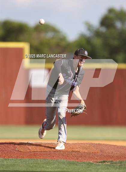 Thumbnail 2 in Myers Park vs. Ballantyne Ridge  photogallery.