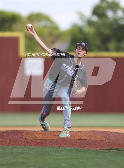 Thumbnail 1 in Myers Park vs. Ballantyne Ridge  photogallery.