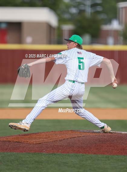 Thumbnail 2 in Myers Park vs. Ballantyne Ridge  photogallery.