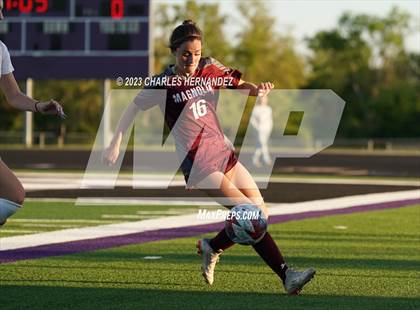 Thumbnail 3 in Waco vs Magnolia (UIL 5A Bi-District Playoff) photogallery.