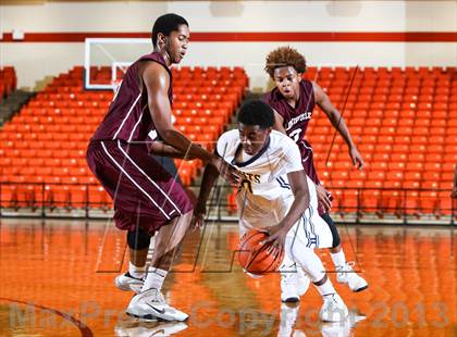 Thumbnail 3 in Lewisville vs. Arlington Heights (DFW Basketball Challenge) photogallery.
