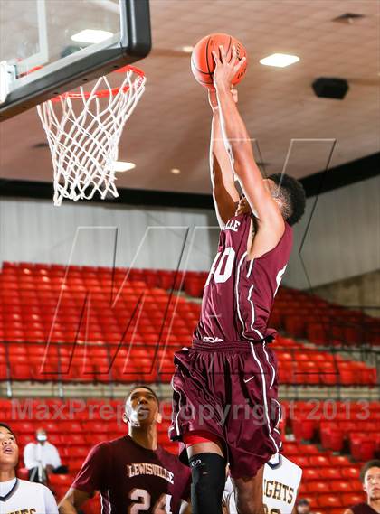 Thumbnail 3 in Lewisville vs. Arlington Heights (DFW Basketball Challenge) photogallery.