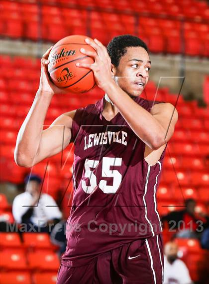 Thumbnail 2 in Lewisville vs. Arlington Heights (DFW Basketball Challenge) photogallery.
