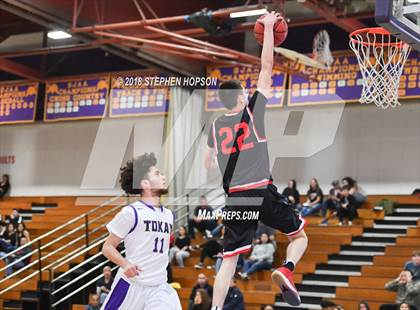 Thumbnail 1 in Lincoln @ Tokay photogallery.