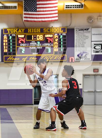 Thumbnail 2 in Lincoln @ Tokay photogallery.