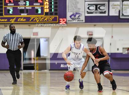 Thumbnail 3 in Lincoln @ Tokay photogallery.