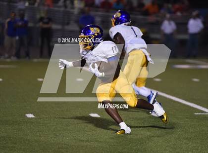 Thumbnail 3 in La Vega @ China Spring photogallery.