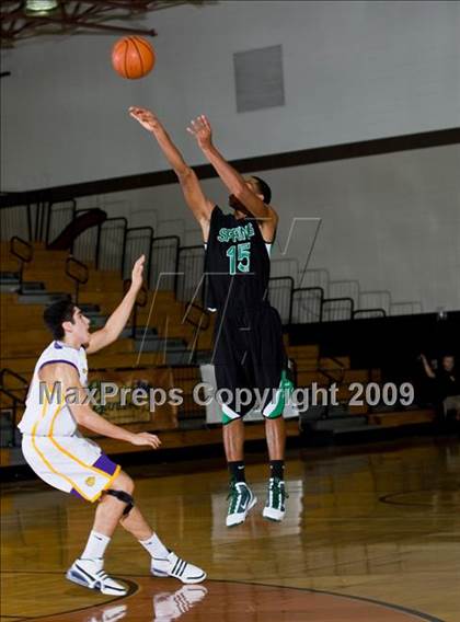 Thumbnail 3 in McAllen vs. Spring (McDonalds Texas Invitational) photogallery.