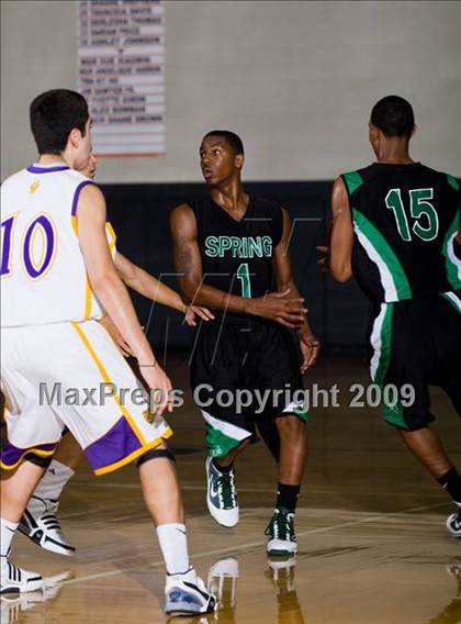 Thumbnail 2 in McAllen vs. Spring (McDonalds Texas Invitational) photogallery.