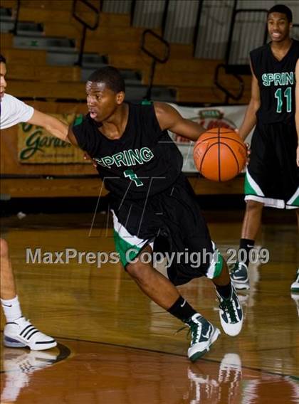 Thumbnail 2 in McAllen vs. Spring (McDonalds Texas Invitational) photogallery.