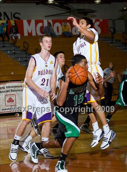 Thumbnail 3 in McAllen vs. Spring (McDonalds Texas Invitational) photogallery.