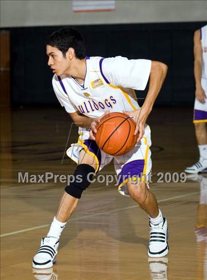 Thumbnail 1 in McAllen vs. Spring (McDonalds Texas Invitational) photogallery.