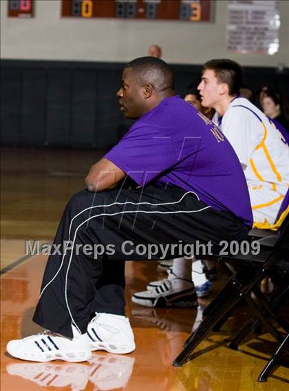 Thumbnail 3 in McAllen vs. Spring (McDonalds Texas Invitational) photogallery.