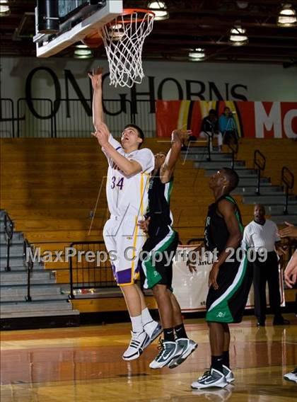 Thumbnail 1 in McAllen vs. Spring (McDonalds Texas Invitational) photogallery.