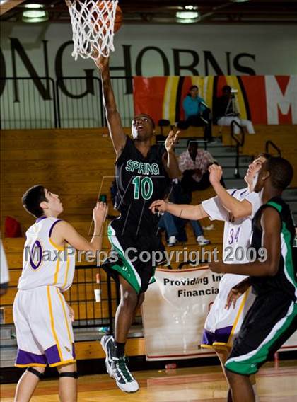 Thumbnail 1 in McAllen vs. Spring (McDonalds Texas Invitational) photogallery.