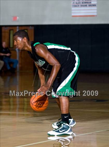 Thumbnail 1 in McAllen vs. Spring (McDonalds Texas Invitational) photogallery.