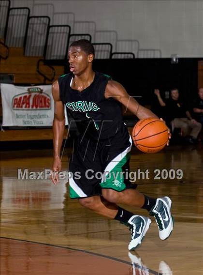 Thumbnail 2 in McAllen vs. Spring (McDonalds Texas Invitational) photogallery.