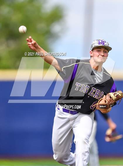 Thumbnail 2 in Ponderosa vs. Holy Family (CHSAA 4A Final #1) photogallery.
