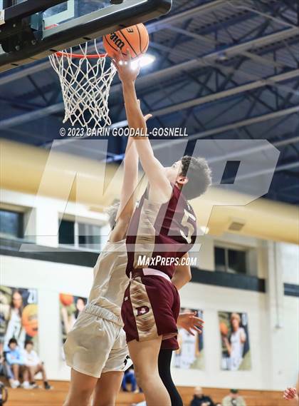 Thumbnail 2 in Dixon @ Croatan photogallery.