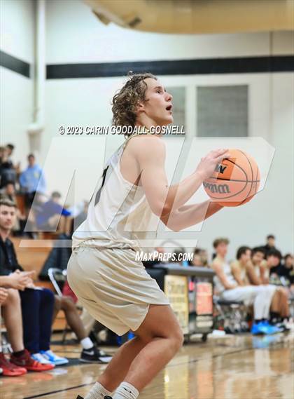 Thumbnail 2 in Dixon @ Croatan photogallery.