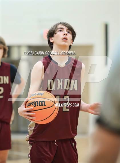 Thumbnail 1 in Dixon @ Croatan photogallery.