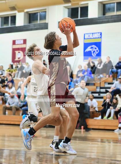 Thumbnail 2 in Dixon @ Croatan photogallery.