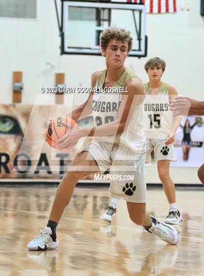 Thumbnail 2 in Dixon @ Croatan photogallery.