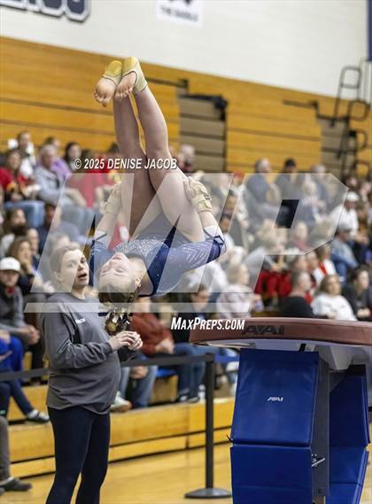 Thumbnail 2 in WIAA Badger Conference (Vault) photogallery.