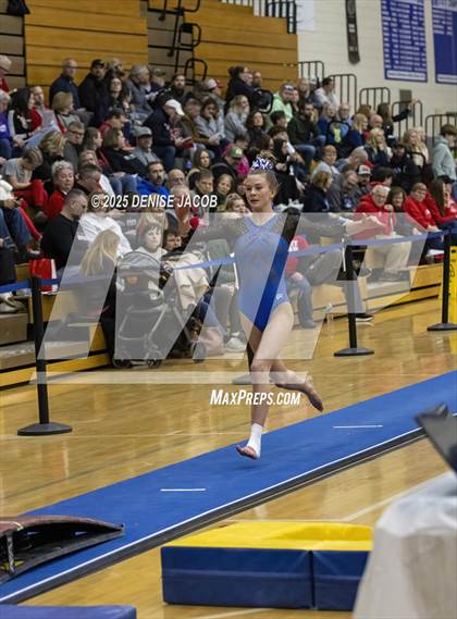 Thumbnail 3 in WIAA Badger Conference (Vault) photogallery.