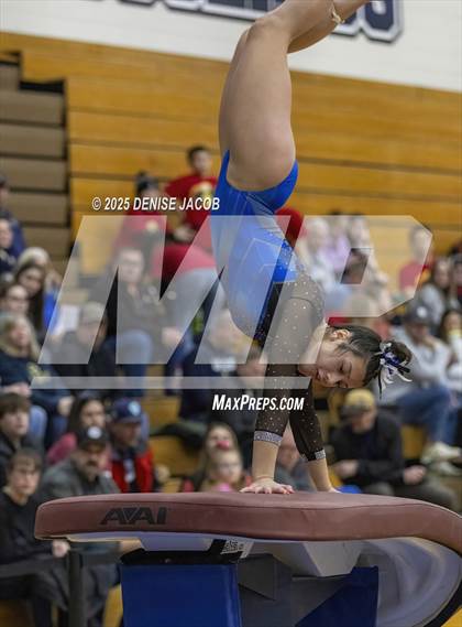 Thumbnail 3 in WIAA Badger Conference (Vault) photogallery.
