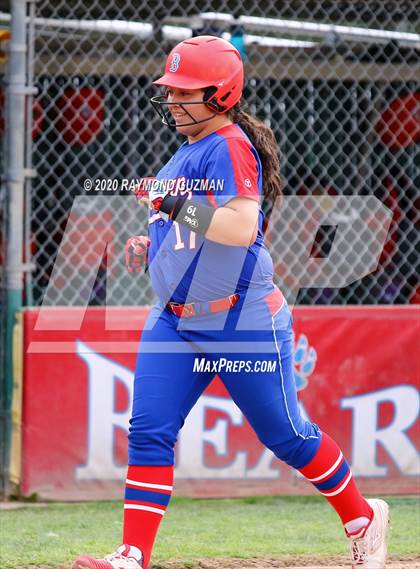Thumbnail 2 in Central vs. Buchanan (Buchanan Tournament) photogallery.