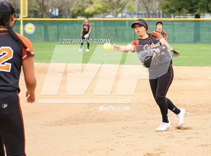 Thumbnail 1 in Central vs. Buchanan (Buchanan Tournament) photogallery.