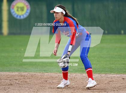 Thumbnail 3 in Central vs. Buchanan (Buchanan Tournament) photogallery.