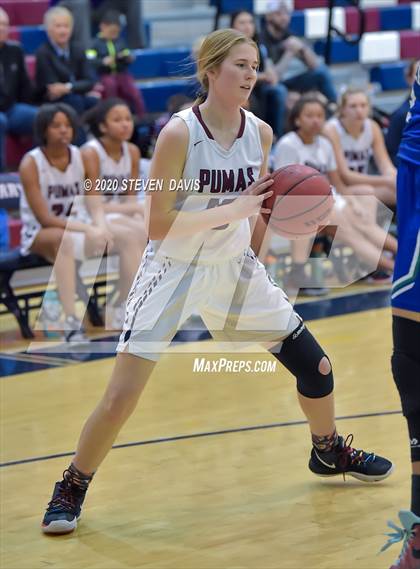 Thumbnail 3 in Xavier College Prep vs Perry photogallery.
