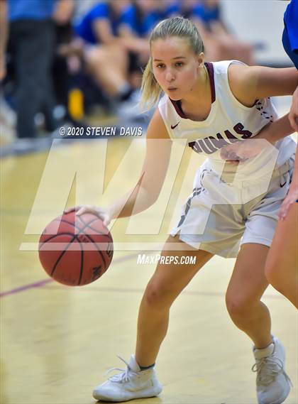 Thumbnail 1 in Xavier College Prep vs Perry photogallery.