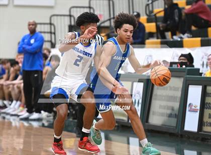 Thumbnail 1 in Windward vs. Branson (Damien Classic) photogallery.